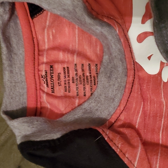 *SOLD*Toddler 5T Haloween & Thanksgiving bundle - Picture 7 of 11